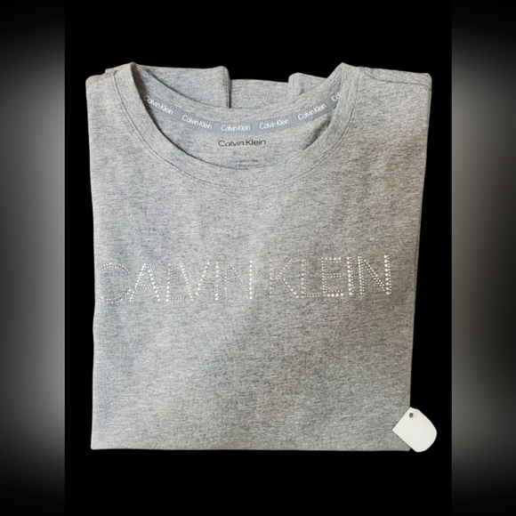 Calvin Klein Tops - Calvin Klein Gray Sweatshirt